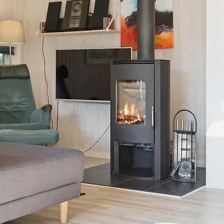 Cozy Near And Town Σπίτι διακοπών Hasmark